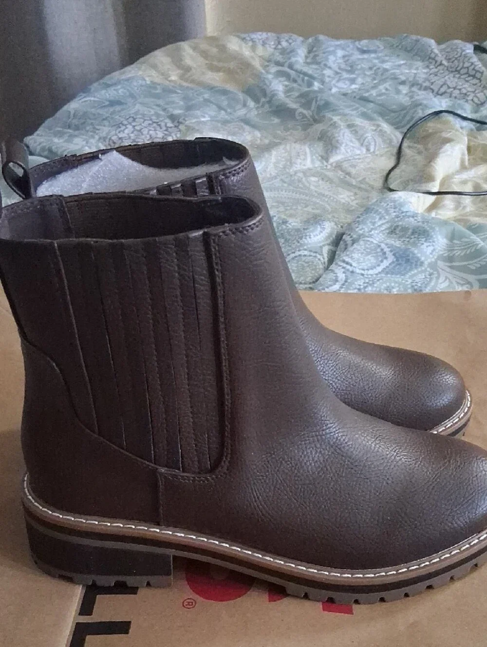 Kensie Brown Men's Chukka Boots